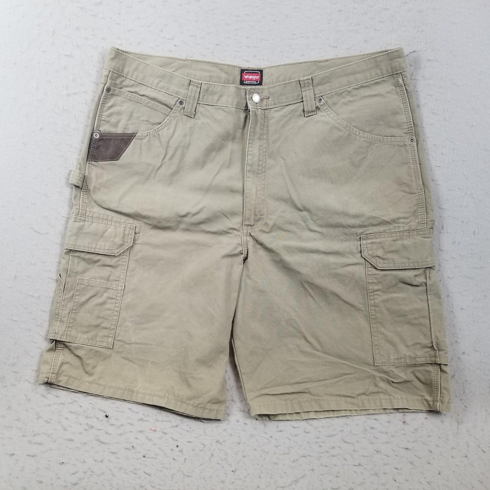 Wrangler Shorts Mens 44 Beige Cargo Workwear Canvas 11 Inseam Utility Outdoor